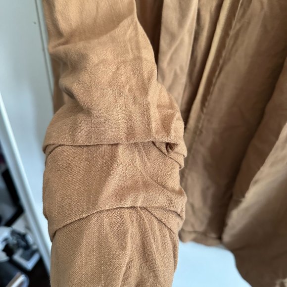 Solid Blazer Jacket with Shirred Detail Sleeve by Entro Clothing - Picture 4 of 5